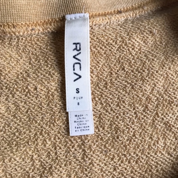 RVCA jean shorts & Pullover - Picture 8 of 10